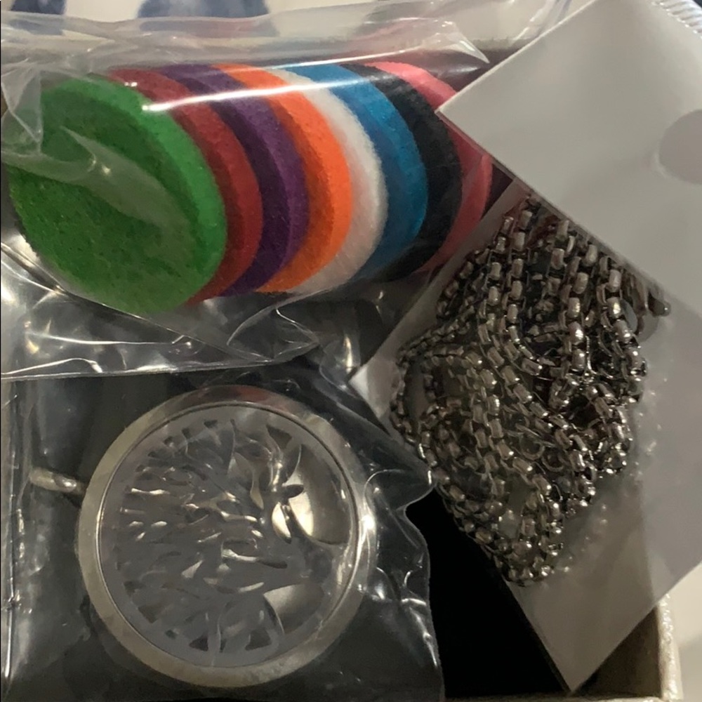 Essential oil diffuser necklace